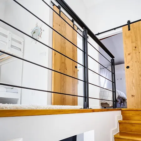 100ft - Sitio Da Nazare, Surfing And Bbq Apartment *
